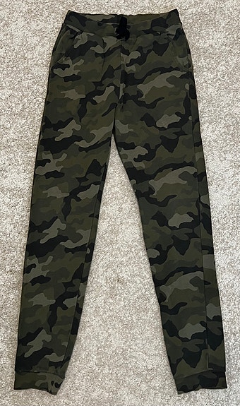Lindex collegehousut 170cm army