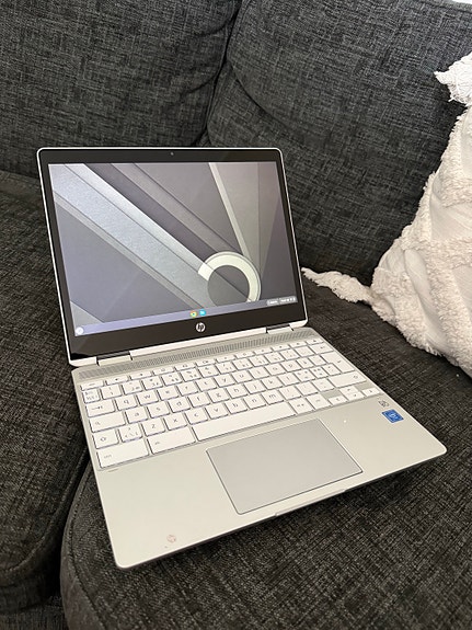 HP Chromebook x360 11" valkoinen kannettava