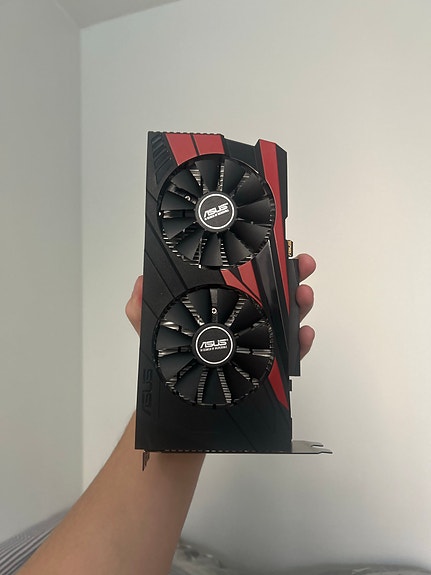 Asus GTX1050 2GB