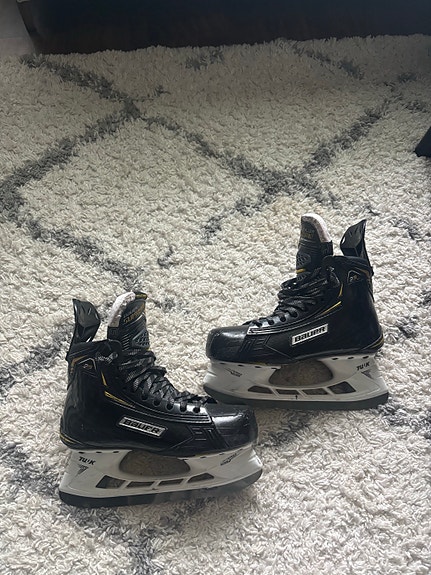 Bauer Supreme 2S Pro jääkiekkoluistimet