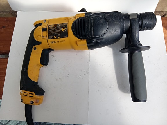 DeWalt iskuporakone