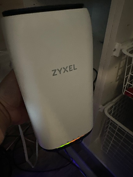 Zyxel 4G/5G reititin modeemi nr5101