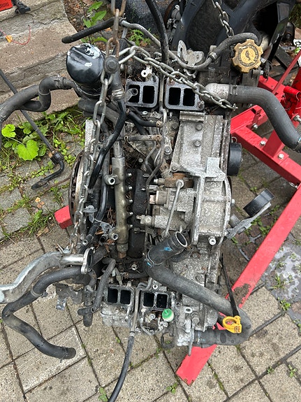 Subaru 2.0td moottori