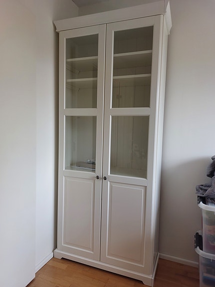 Ikea Liatorp vitriini