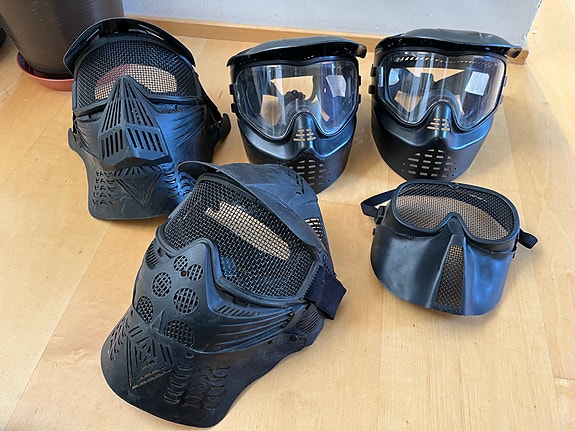 Airsoft peleissä käytetyt suojamaskit , 5 kpl