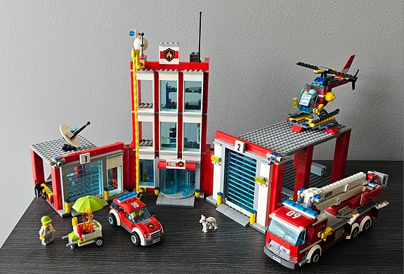Lego 60110 Paloasema
