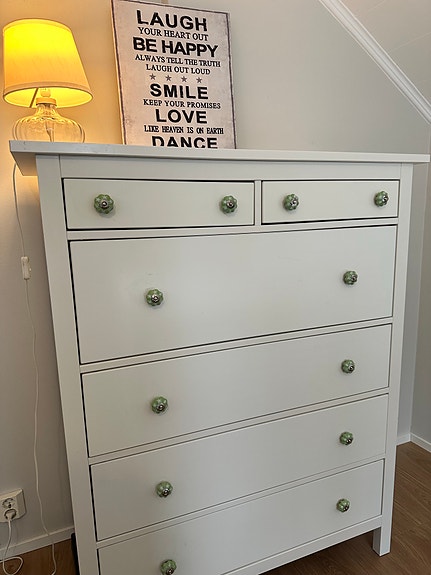 Hemnes lipasto