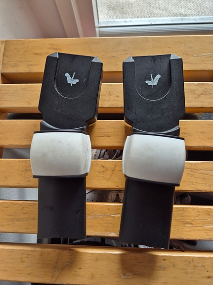Bugaboo fox 2 adapterit maxi cosi