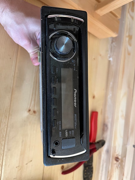 Pioneer USB -autostereo DEH-2120UB