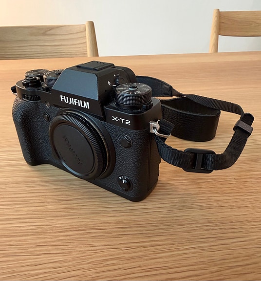 Fujifilm X-T2 digitaalinen järjestelmäkamera musta