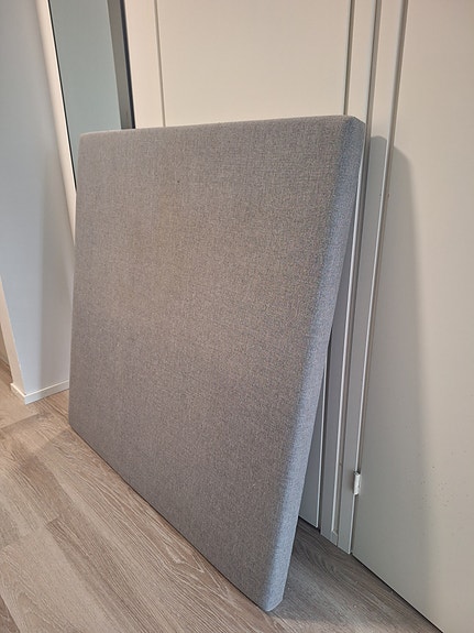 VARATTU Sängynpääty 120cm