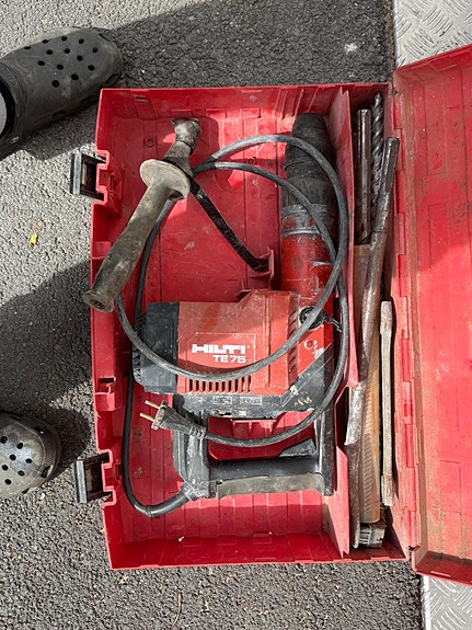 HILTI viallinen