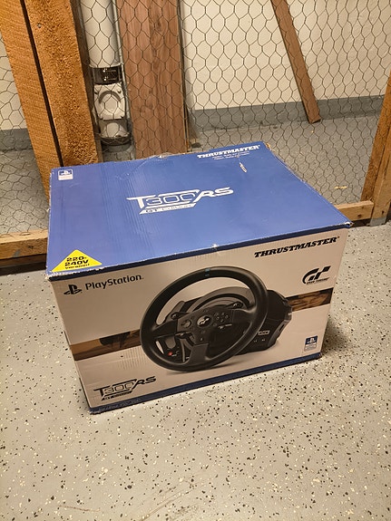 Thrustmaster T300RS GT edition ratti + polkimet