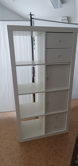3 kpl IKEA Kallax -hyllykköä (2x4) sisusteilla