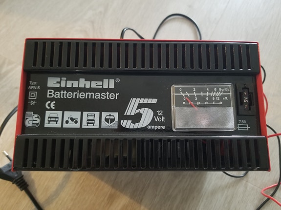 Einhell Batteriemaster akkulaturi 12V 5A