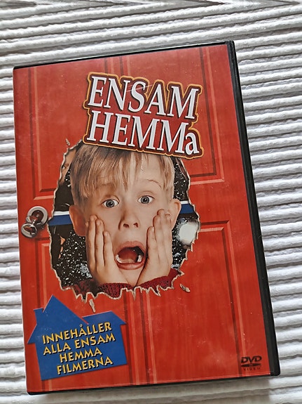 Yksin kotona 3 elokuvaa + bonus DVD