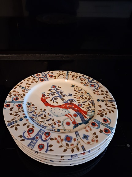 Iittala taika lautaset