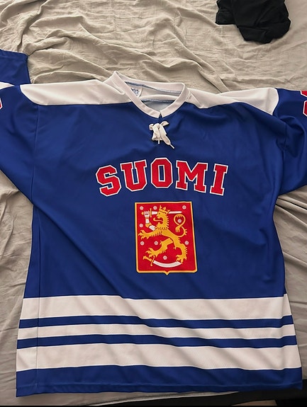 Suomi retro pelipaita, 1970 luku