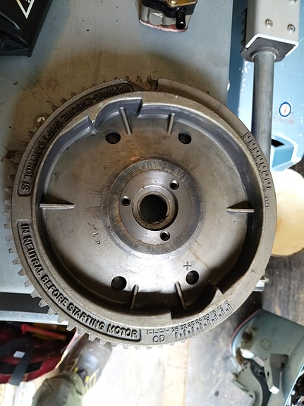 Evinrude 20-35hv vauhtipyörä ja sytytysosat