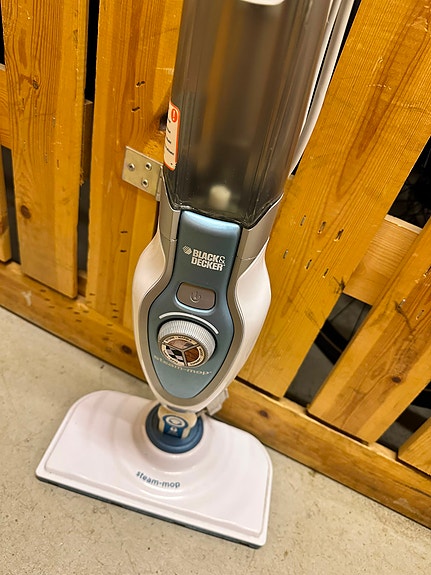 Black&Decker höyrymoppi