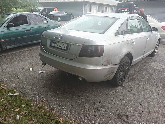 Audi a6 3.0 quattro 2005 varaosia