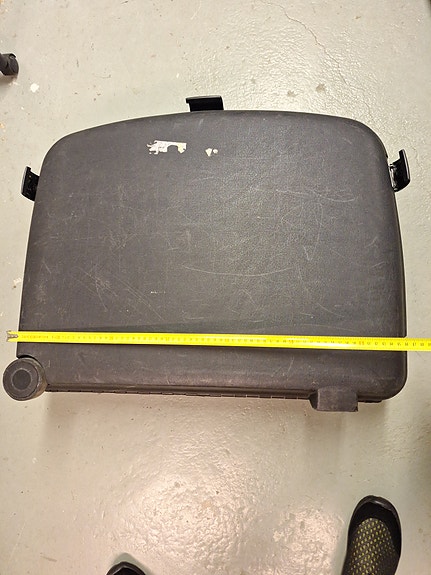 Samsonite kova matkalaukku