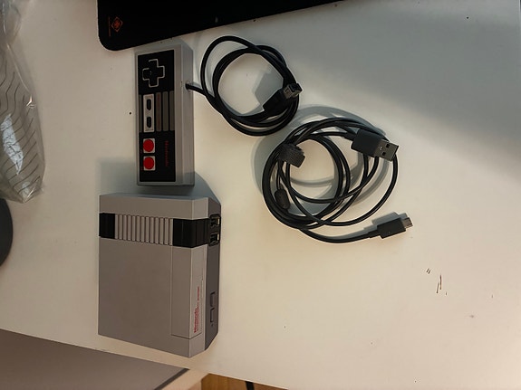 Nintendo NES classic mini konsoli