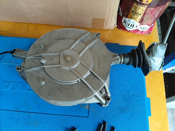 Evinrude 20-35hv käynnistin