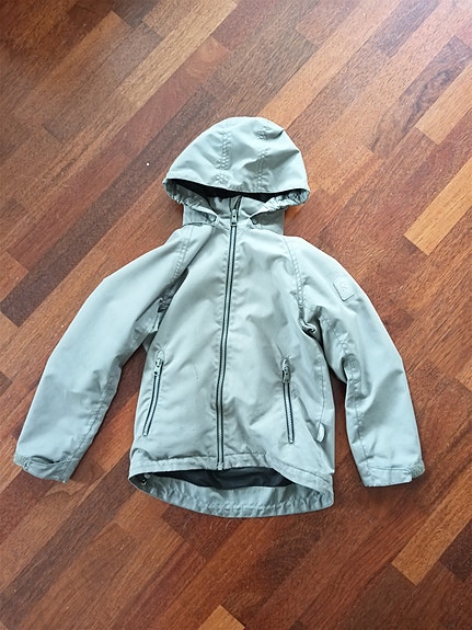 Reima goretex takki 128cm