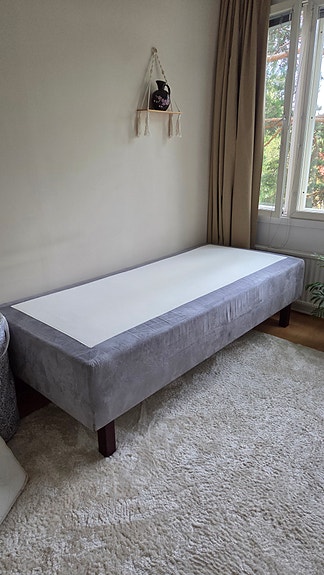 Sänky / runkopatja 90×200