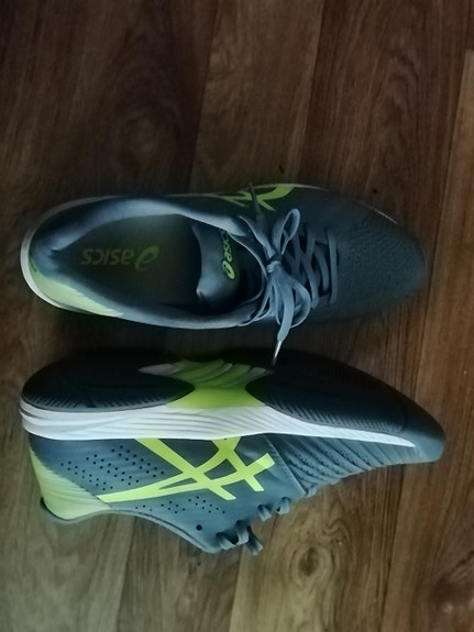 Asics juoksulenkkarit