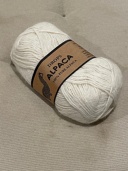 Drops Alpaca -lanka luonnonvalkoinen 50 g