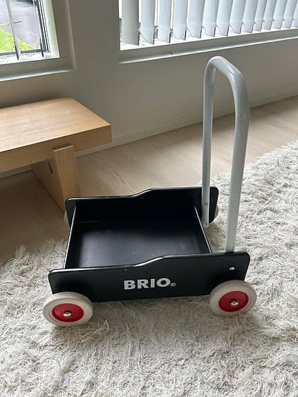 BRIO taaperokärry