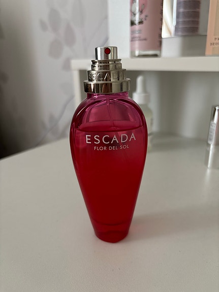 Escada Flor del Sol hajuvesi