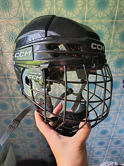 Ccm tacks 720 kypärä, S