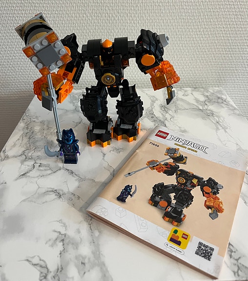 LEGO Ninjago Colen maaelementti robotti