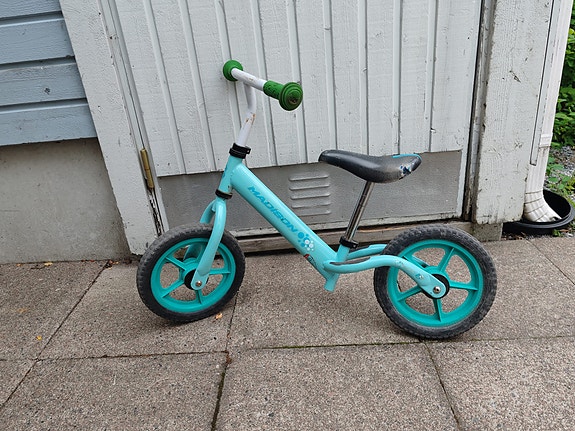 Madison 12” lasten potkupyörä