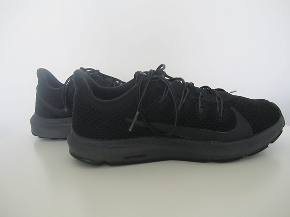 Nike lenkkarit, koko 39 musta, vastaa kokoa 38-38,5