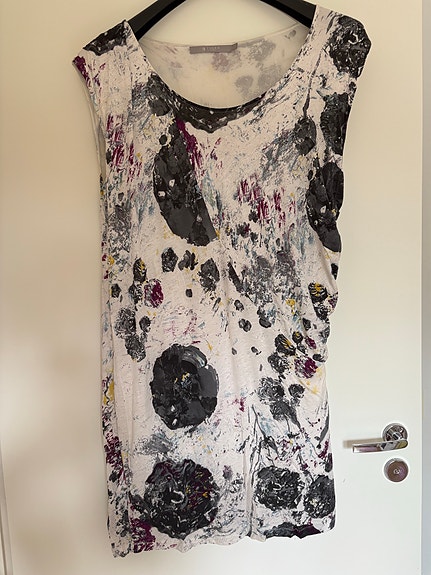 Naisten L-koon mekko