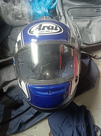 Arai mp-kypärä.