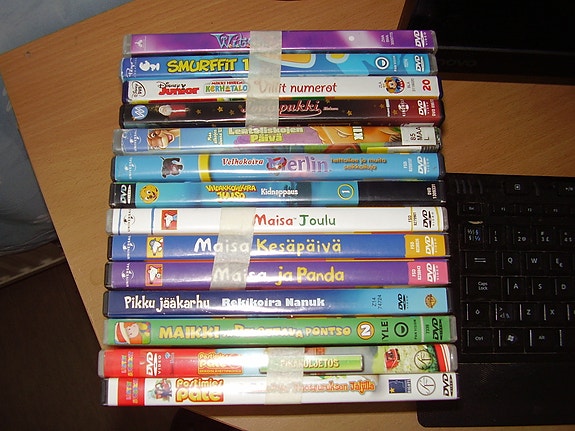 Lasten DVD ohjelmia 14kpl.