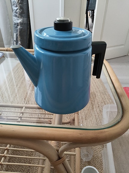 Sininen pehtoori pannu
