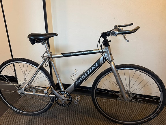 Nishiki hybrid polkupyörä 28. koko
