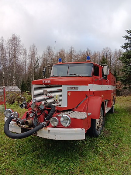 Sisu kontio taka-akseli