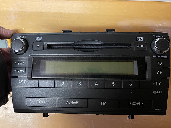 T27 avensiksen vakio radio