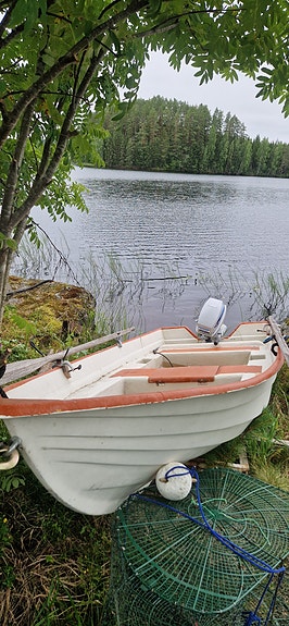 Myydään Suomi 410 ja suzuki 5hp