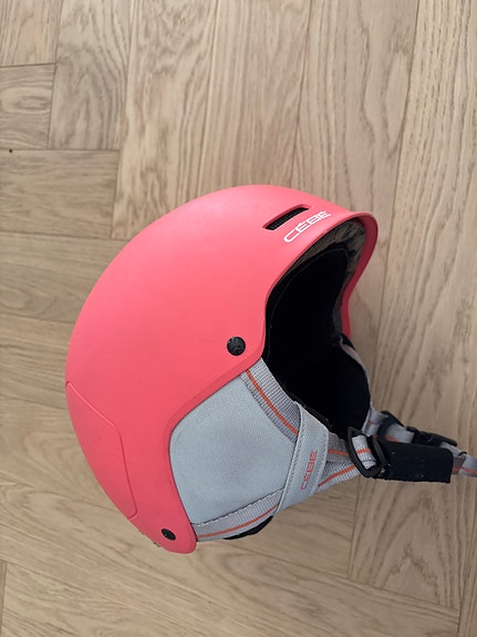 Cébé laskettelukypärä 54–56 cm kirkkaan pinkki