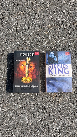 2 Stephen Kingin kirjaa