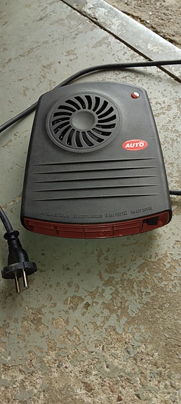 Autoplus auton sisätilanlämmitin