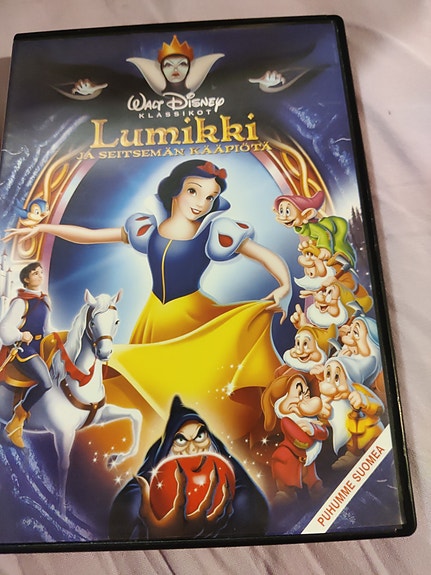 Disney Lumikki ja seitsemän kääpiötä DVD